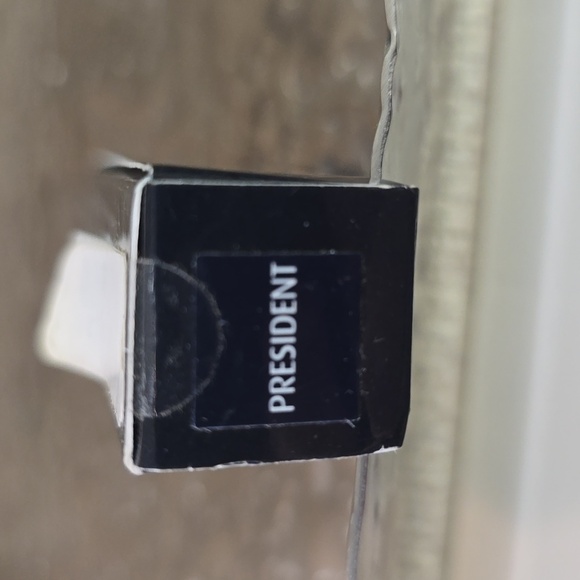 Lune + Aster Vitamin C+E Lip Gloss - Swipe+Go in President - Picture 3 of 3